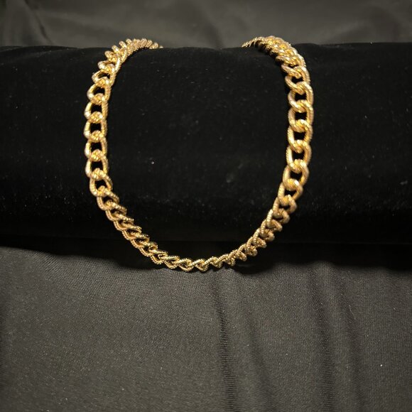 Bundle of jewelry - Brass gold dipped necklaces - Picture 9 of 9